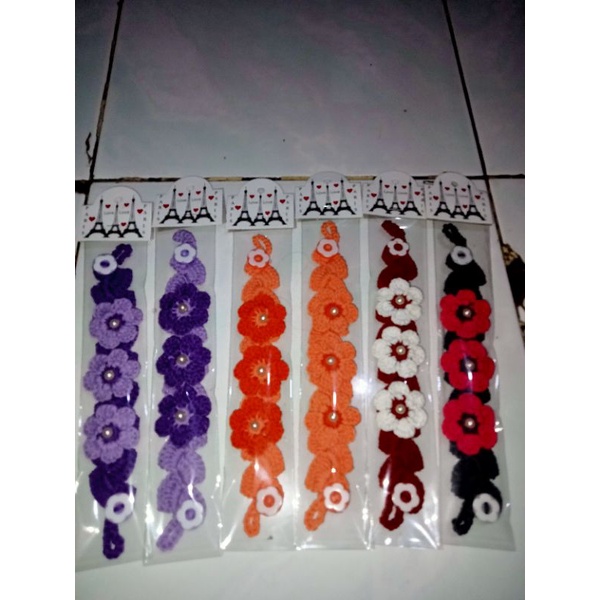 Konektor Rajut Bunga