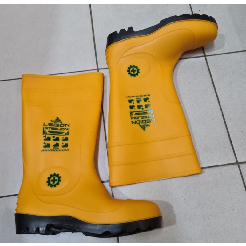 LEGION SEPATU BOOT KARET SAFETY UJUNG BESI / STEEL TOE SAFETY SHOES RUBBER LEGION