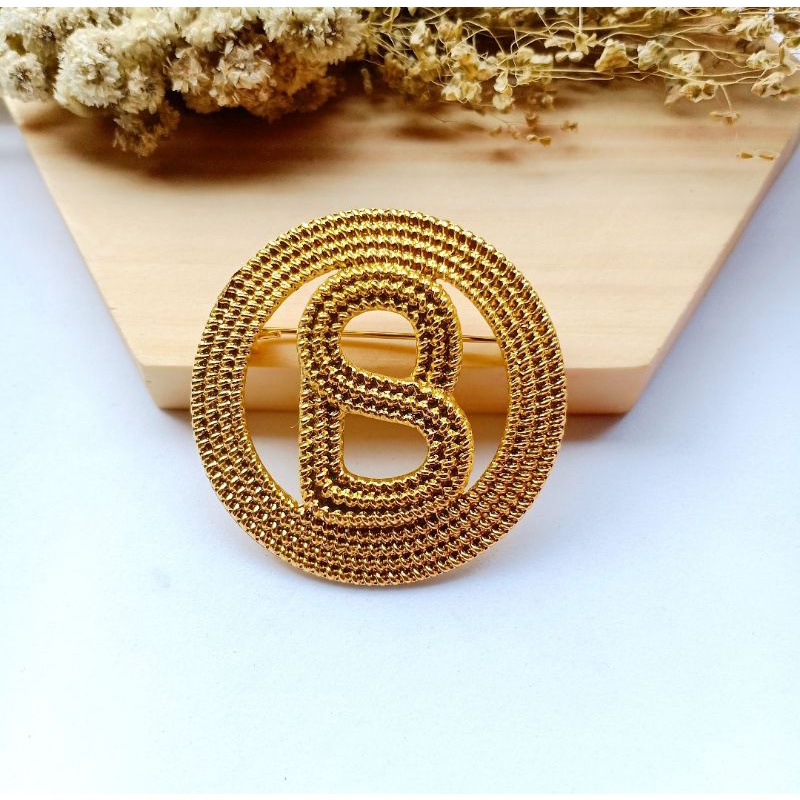 Brooch Buttonscarves KW//Bros Buttonscarves Polos/Mata/Mutiara-D-GOLD