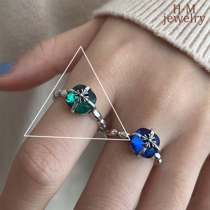 Cincin Jari Telunjuk Model Terbuka Desain Bunga Army Silang Bahan Tembaga Warna Putih Aksen Zirkon Gaya Vintage Untuk Wanita