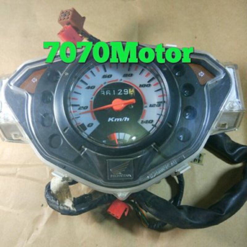 speedometer Revo 100 . original copotan . Revo lama . spidometer . kilometer