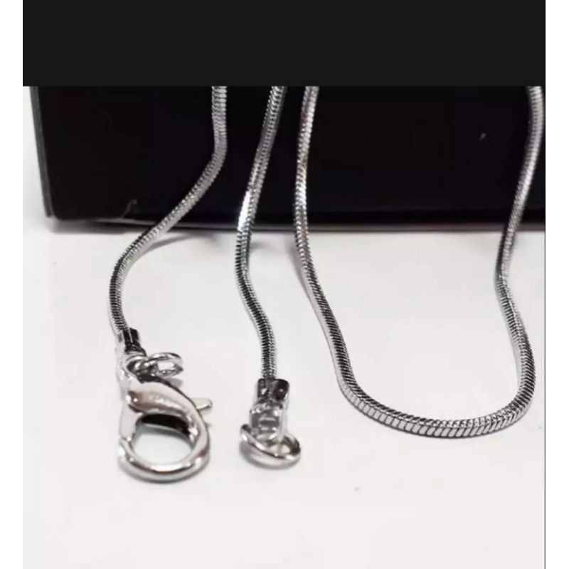 kalung silver titanium lembut tidak kaku
