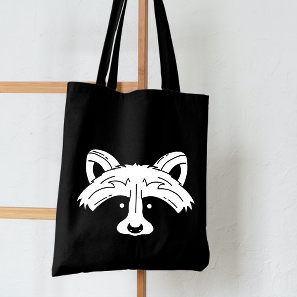3.3 Sale Tas Totebag Bergambar Raccoon Resleting Berbahan Semi Kanvas Dinir 300 Biru Muda, Pink, Cream, dan Hitam Edisi Totebag