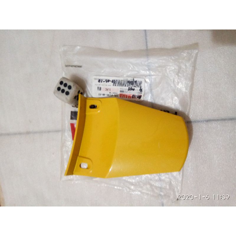 Pet pad sambungan body bodi mio sporty lama kuning yellow original yamaha