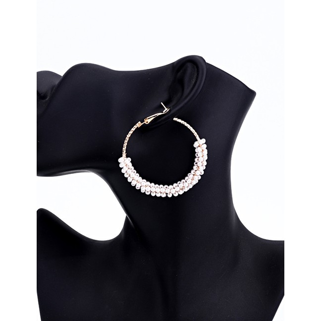 LRC Anting Tusuk Fashion White Open Round Bead Ring Big Ear Ring F66341