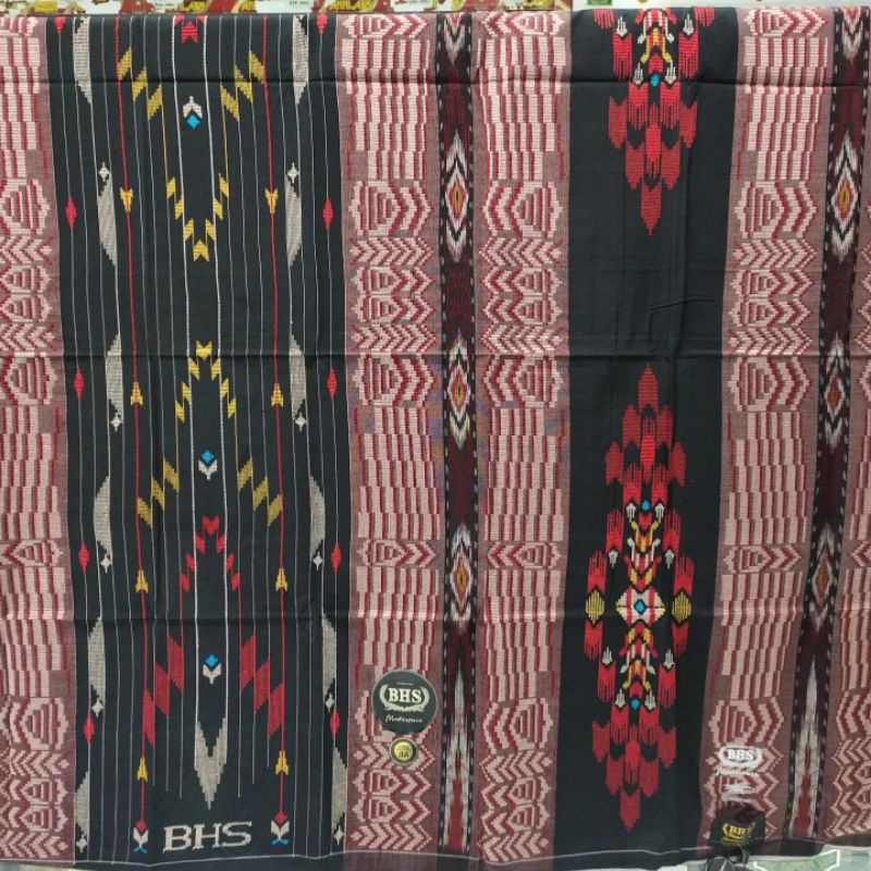 Sarung Tenun BHS Masterpiece Gold M98 JIA Khusus Hitam