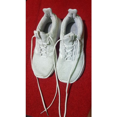 Sepatu Adidas cloudfoam Original