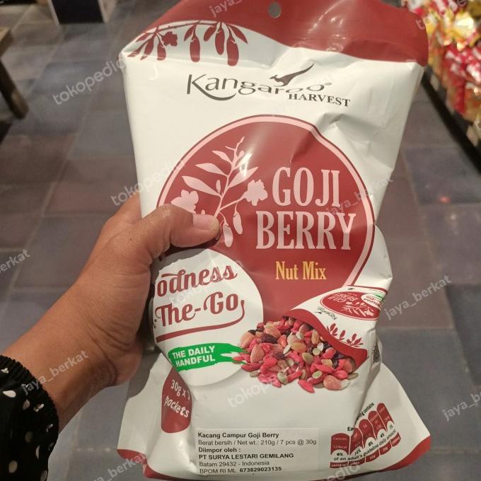 

] kangaroo goji berry nut mix 210gr