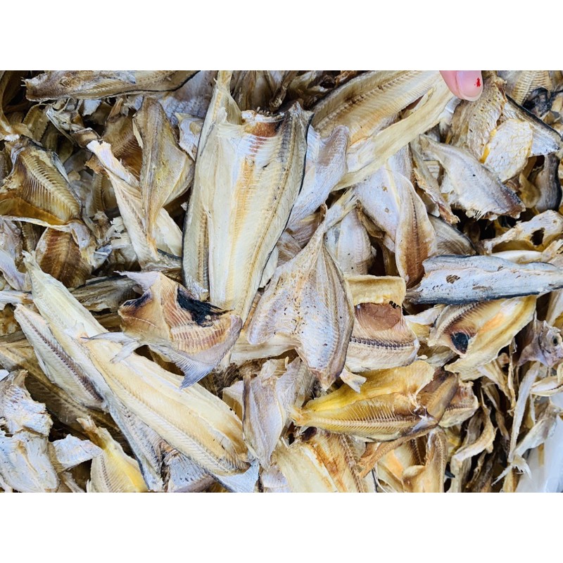 

IKAN KERING GLEBE/IKAN BELAH 250GR ( KHAS BENGKALIS RIAU)