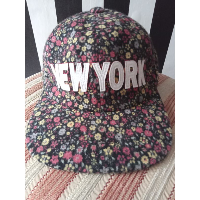 Preloved Topi Original MiLLitage