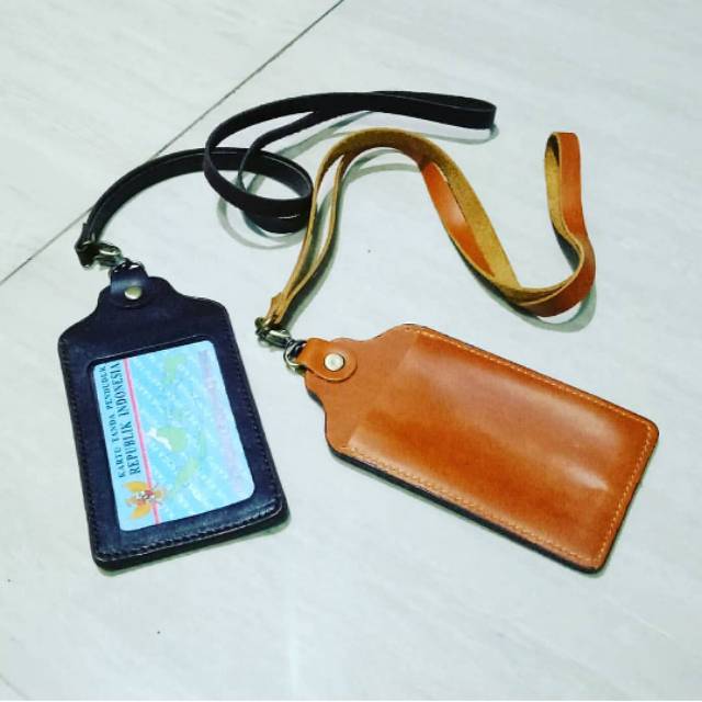 

Name tag ID Card holder kulit