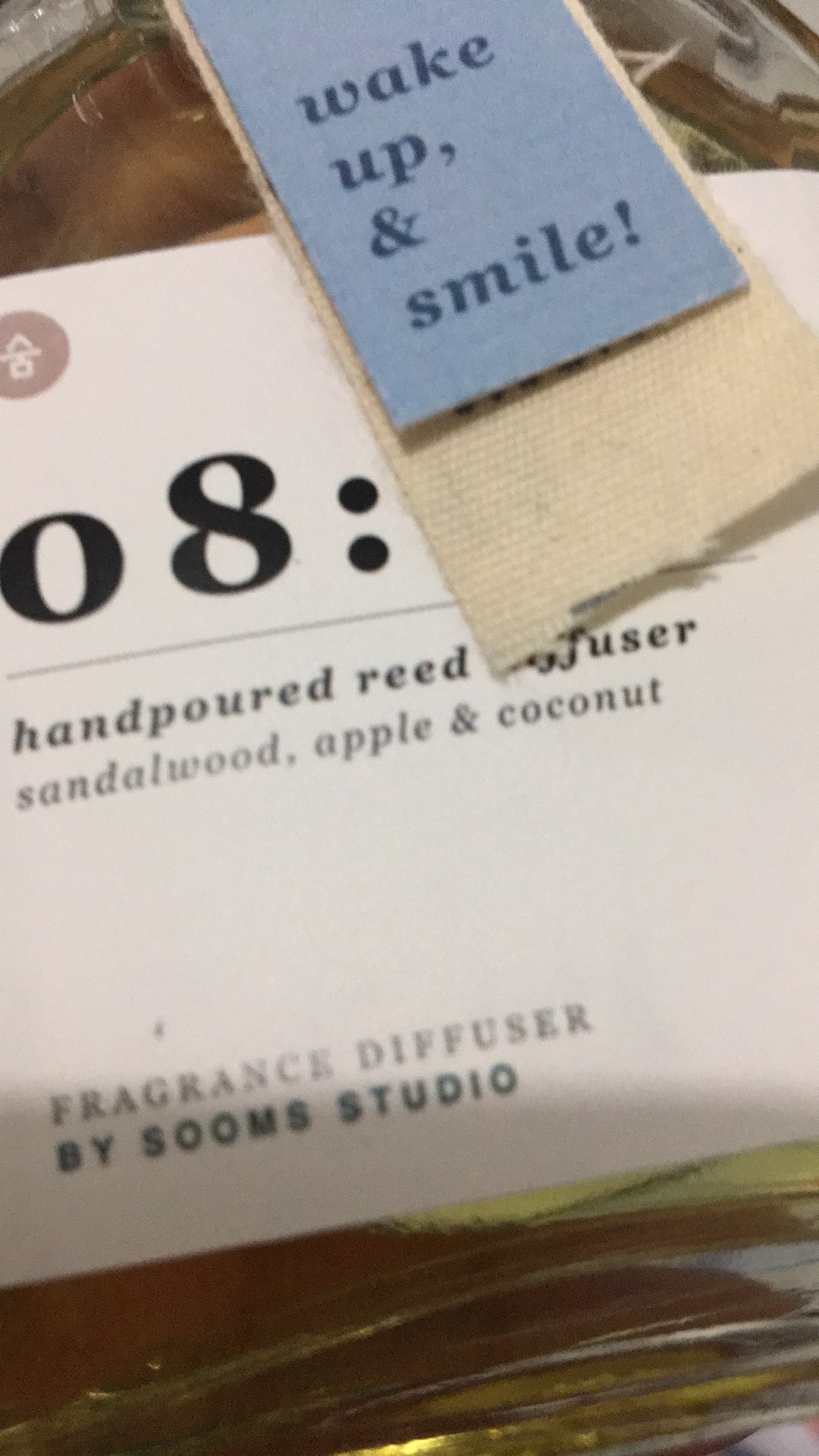 08:00 Reed Diffuser 100ml - Sandalwood, Apple & Coconut