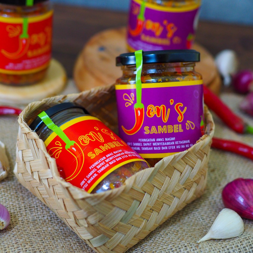 

Paket Lengkap 1 Sambel Cumi + 1 Sambel Bawang