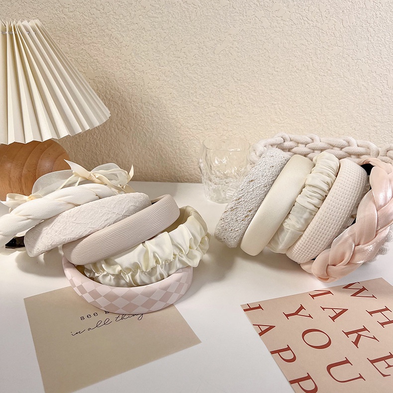 BANDO VARIASI PUTIH BANDANA KREM WHITE CREAM COLLECTION HEADBAND HAIR BAND KAIN POLOS KOREA PADDED BENDO MOTIF GARIS BUNGA BULU LEMBUT LEBAR WIDE