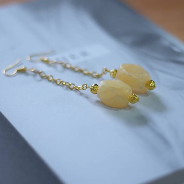 Anting panjang anting hijab batu kuning