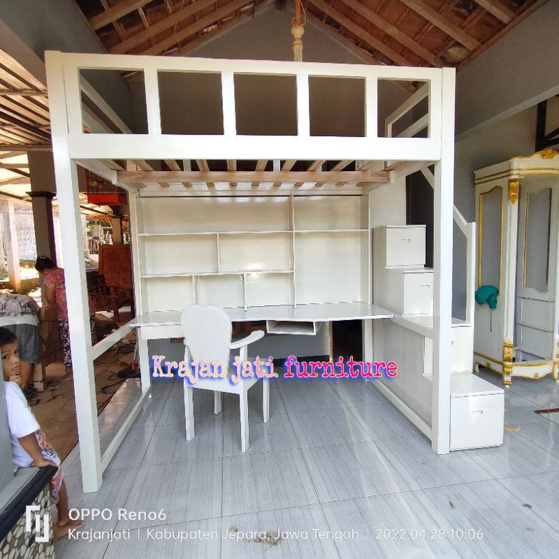 dipan tingkat meja belajar anak jati