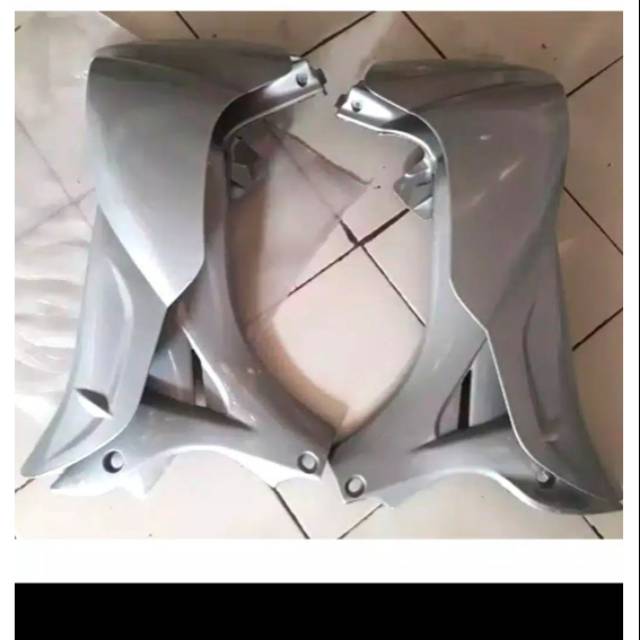 Sayap depan Jupiter z silver