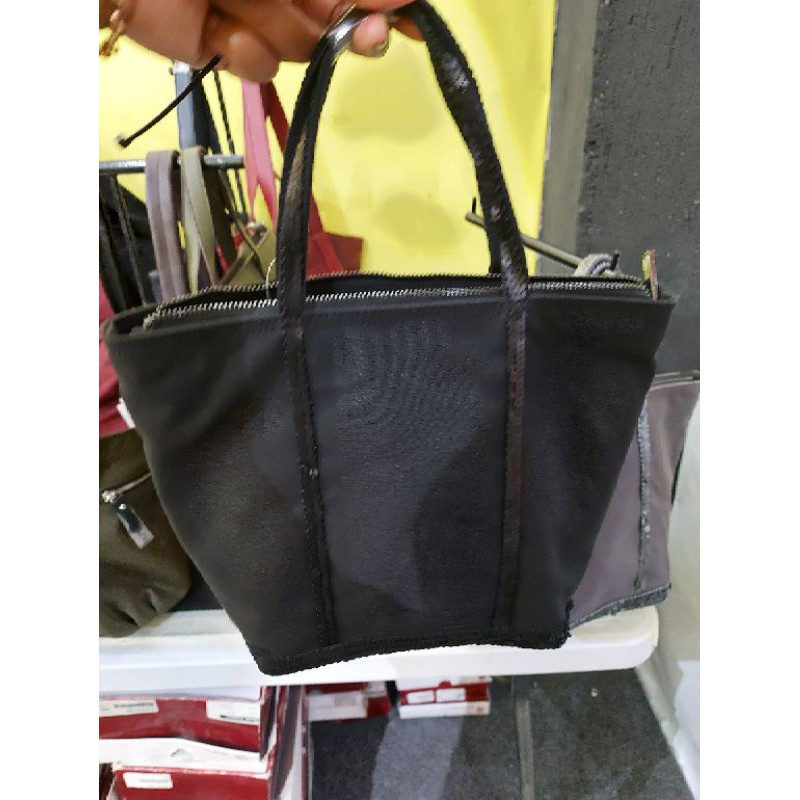 

HUSHPUPPIES SALE SALE TAG 999RB
