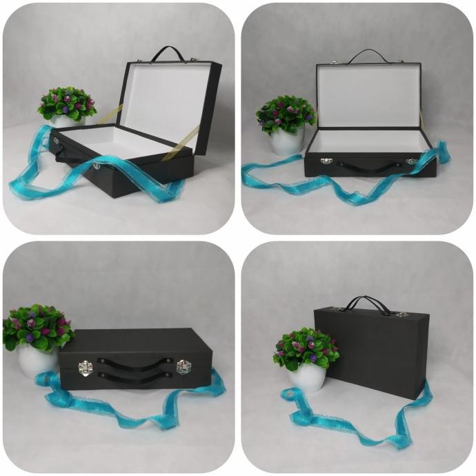 

[COD] Hardbox / Kotak Kado Doubel Kancing "Hitam" P.28 X L.18 X T. 7 [COD]