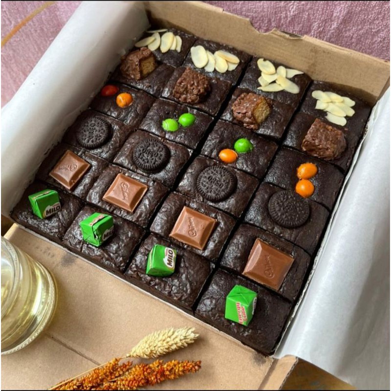 

FUDGY BROWNIES