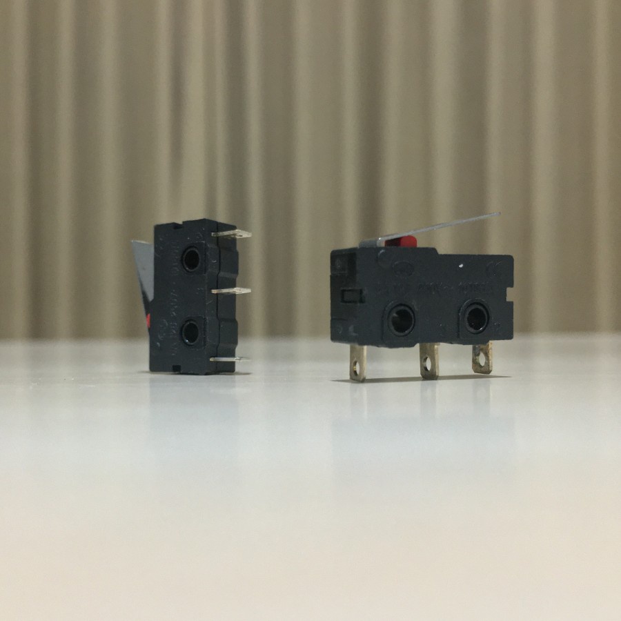 MICRO SWITCH LIMIT MINI 5A 125-250 VOLT PLAT