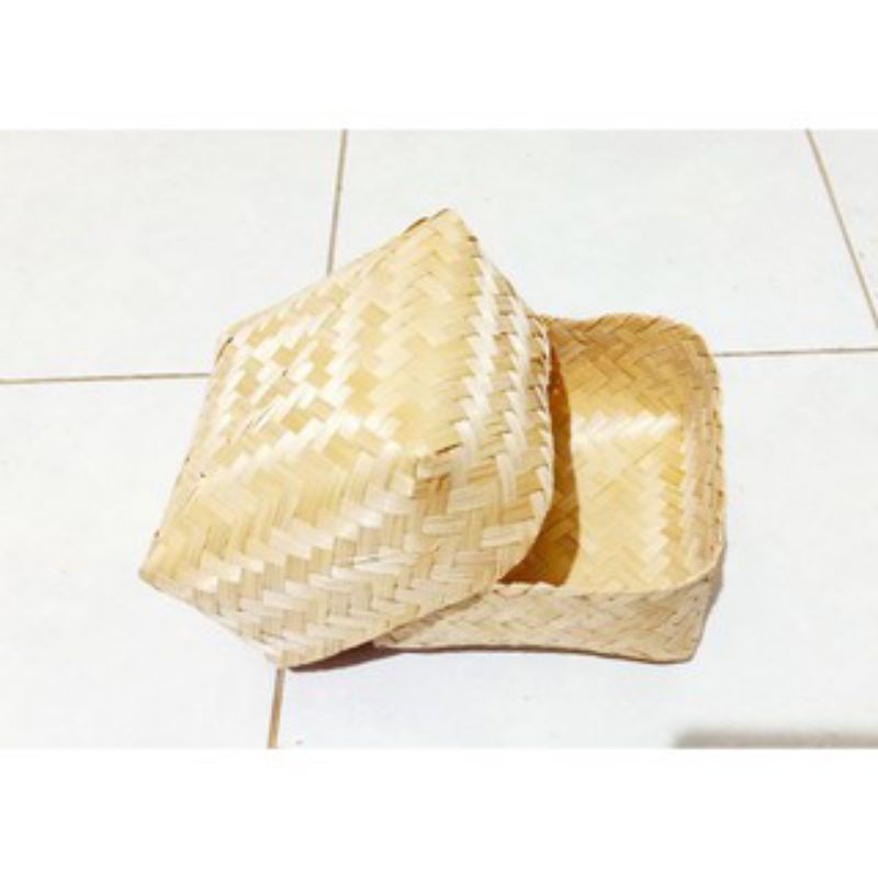 

[ Halodul ] GROSIR BESEK PURWOREJO UK 18 X 18 CM /TAKIR BESEK | besek bambu hampers lebaran