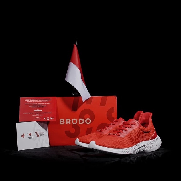 Sepatu Brodo Sprint Edisi 17 Agustus [Red White Spesial Edition]-Red White