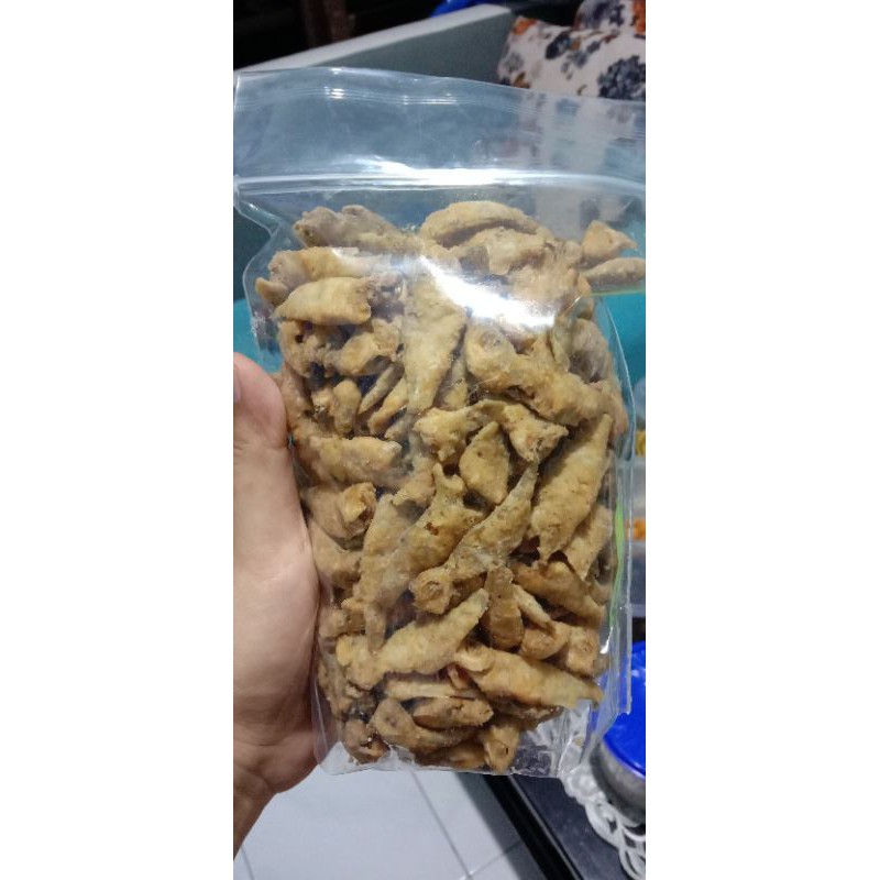 

Kripik Ikan Wader / Camilan Ringan kemasan 250 gram