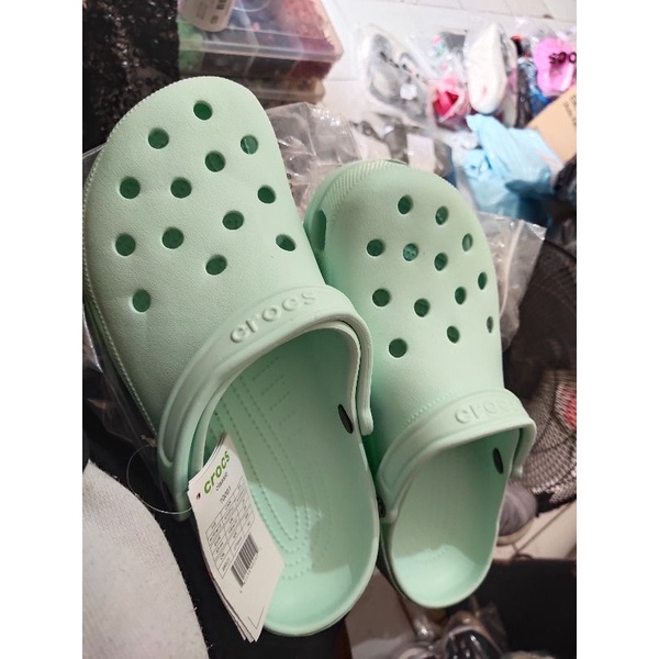 Sendal Crocs Classic Clog / Sandal Crocs / Crocs / Clog / Chefs Shoes / Sandal Pria Wanita