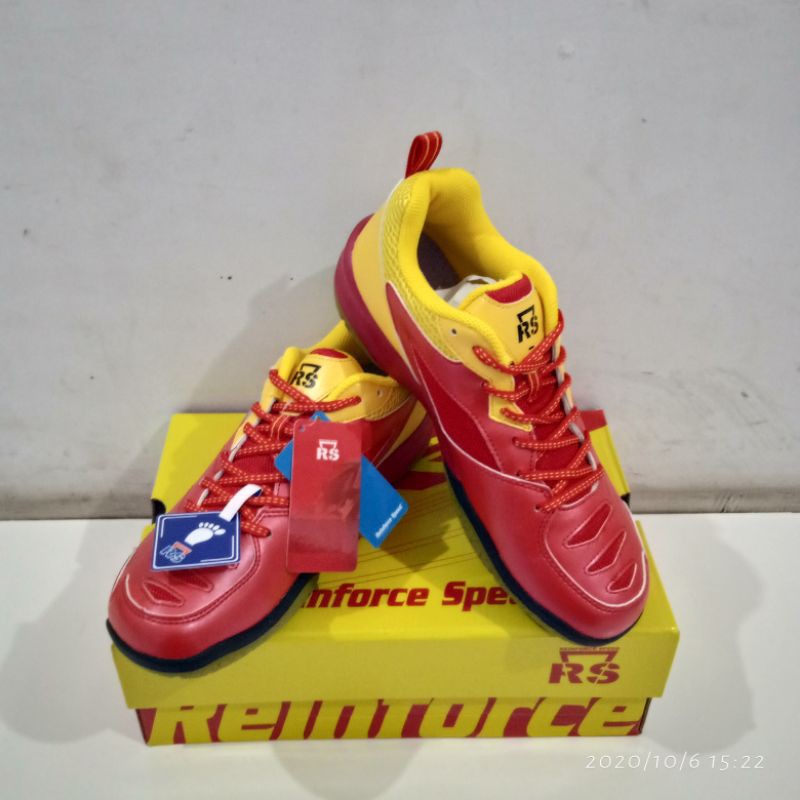 SEPATU BADMINTON BULUTANGKIS RS JF704 ORIGINAL