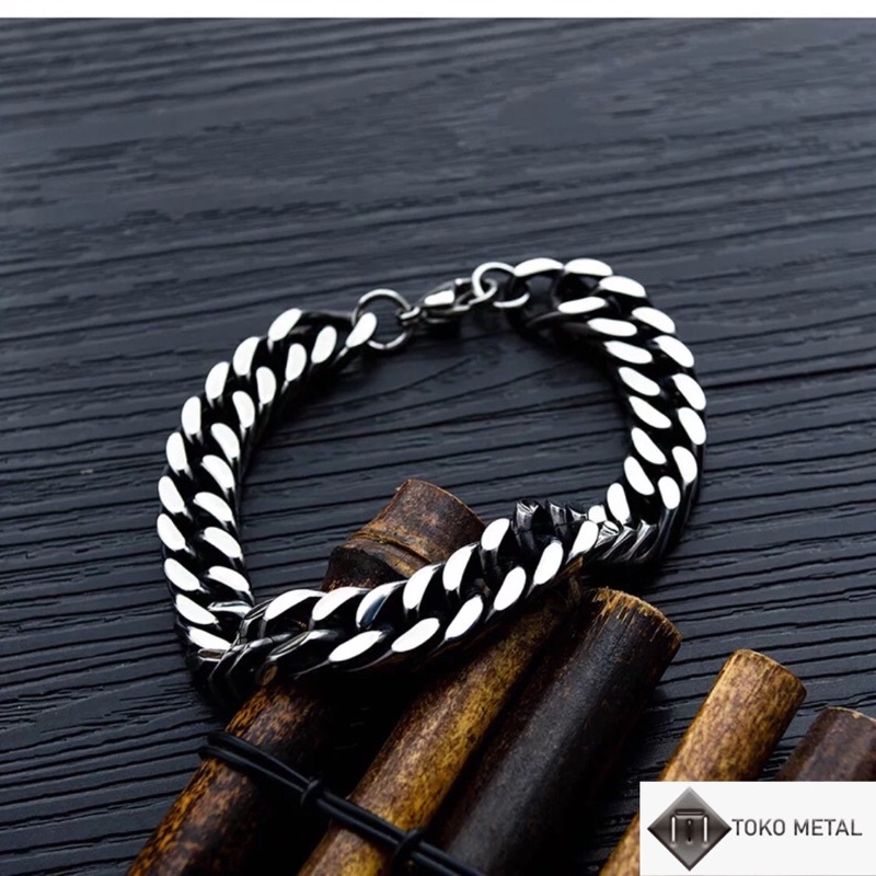 Gelang Titanium kualitas Tinggi Pria Model Rantai Black Gold Silver [ Toko Metal7 ]