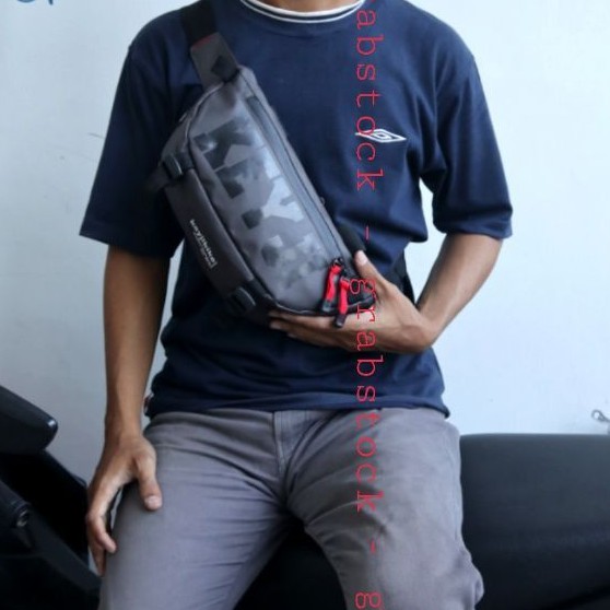 Waistbag Bike Anti Air Tas Pinggang Sepeda Bisa Selempang Ada Lobang Handsfree di Grabstock