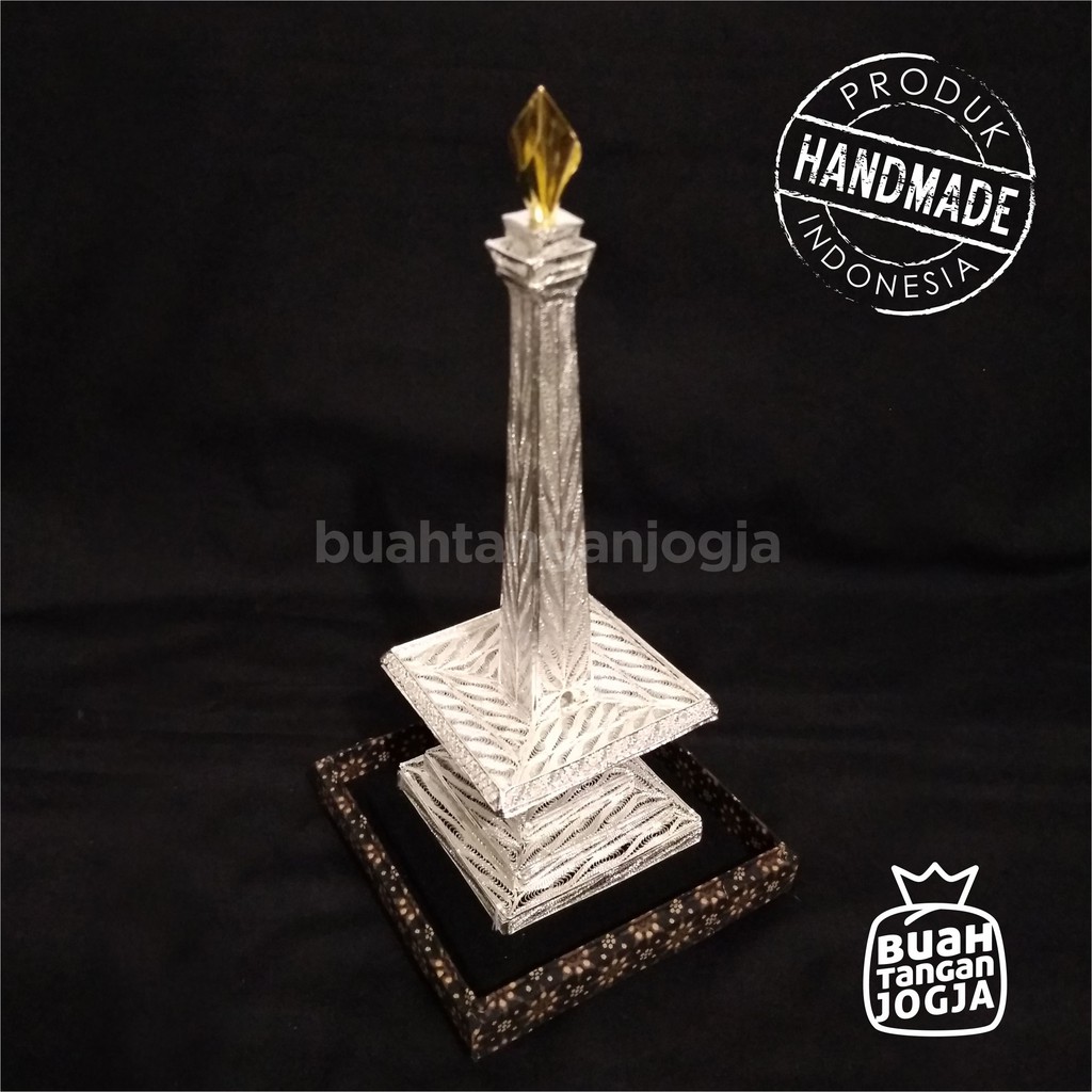 Miniatur Tugu Monas Lapis Perak - Kerajinan Khas Kotagede Jogja