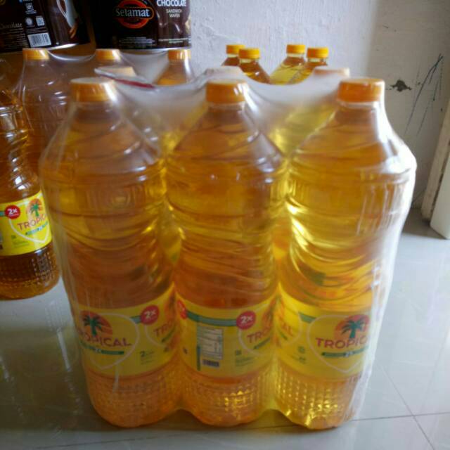 

Minyak goreng 2 liter jual perdus / per krat isi 6pc