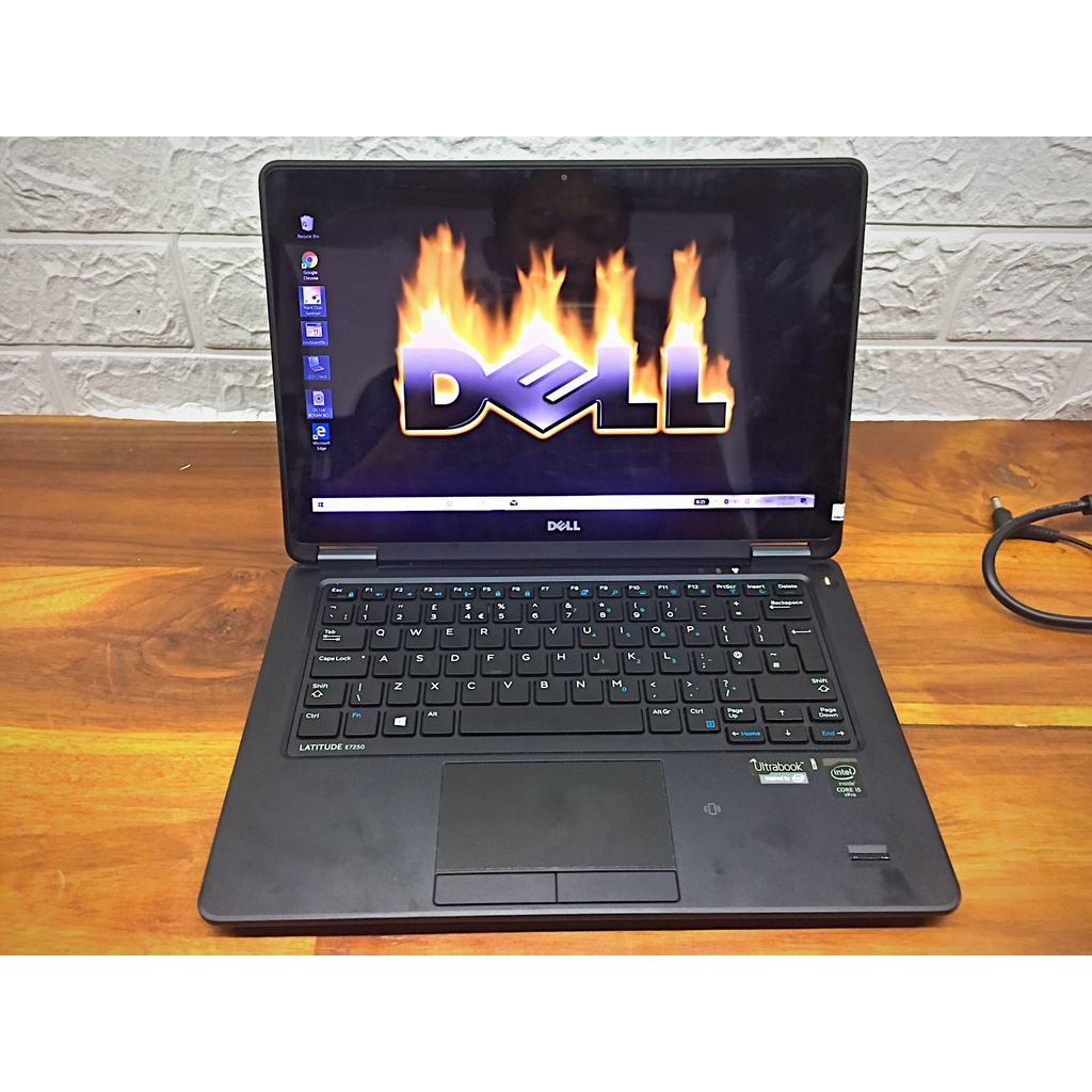 Dell Latitude E7250 Touchscreen | Core i5 - SSD M.2 128GB -  RAM 8GB
