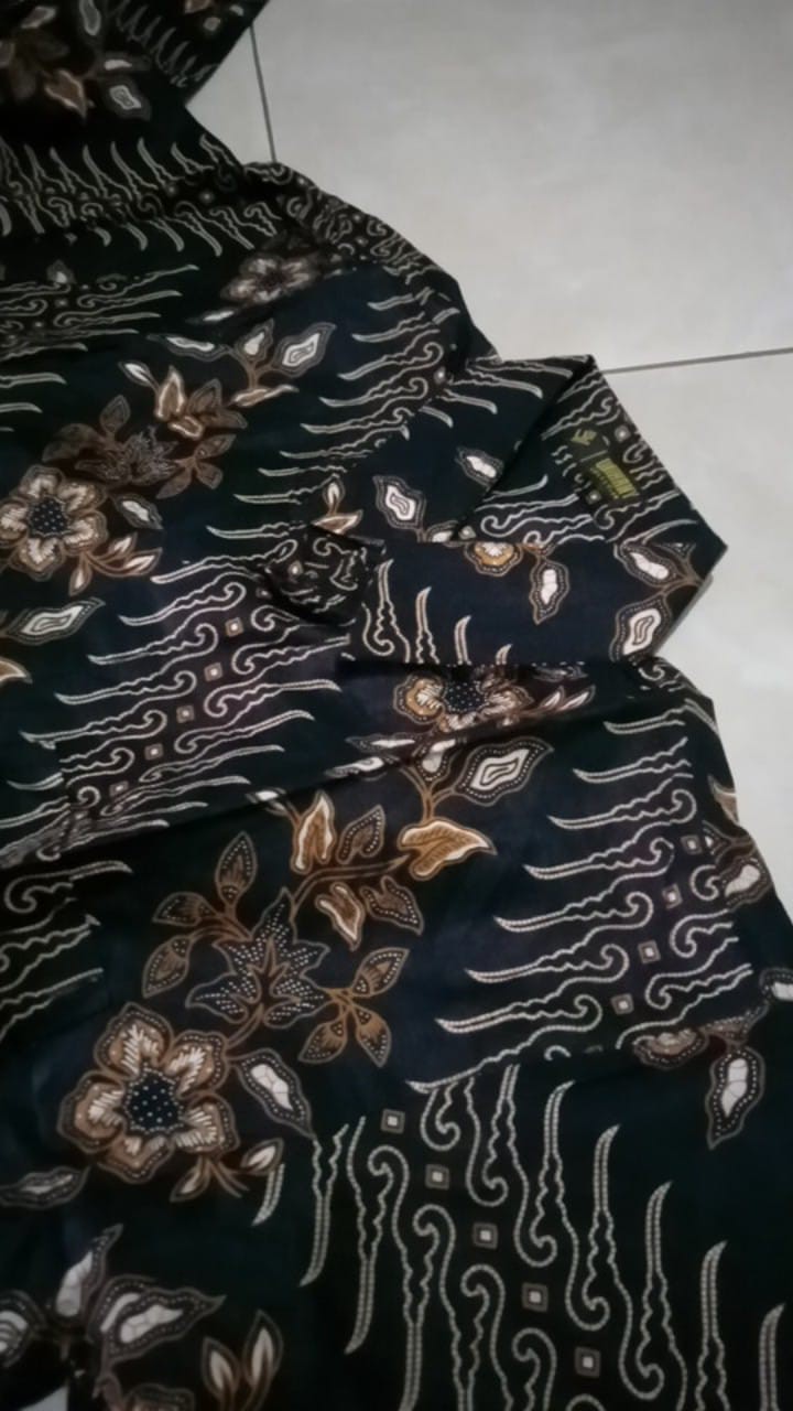 Kemeja Batik Pria Lengan Panjang Reguler Fit Tanpa Furing Print Pekalongan Motif Terbaru