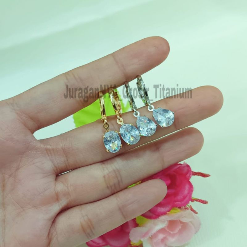 Anting Titanium Desi Mata Satu Gold Silver Super Cantik Anti Karat