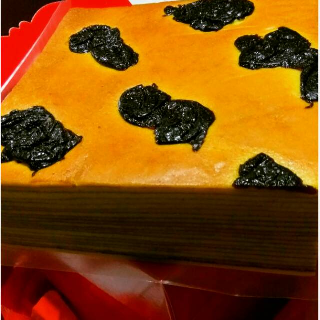 

Kue lapis legit