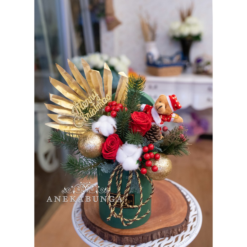 

Kado Bunga Natal Hadiah Tahun Baru Christmas Santa Present New Year Gift Teddy Bear Xmas Flower Box