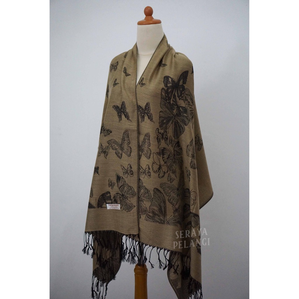 Pashmina Cashmere Motif Kupu-Kupu 01 | Selendang | Scarf | Syal | Shawl | Pasmina Kashmir | Souvenir | Hadiah Ulang Tahun | Birthday Gift | Aksesoris Fashion Wanita | Import Quality | Grosir Murah | Luxury Scarf