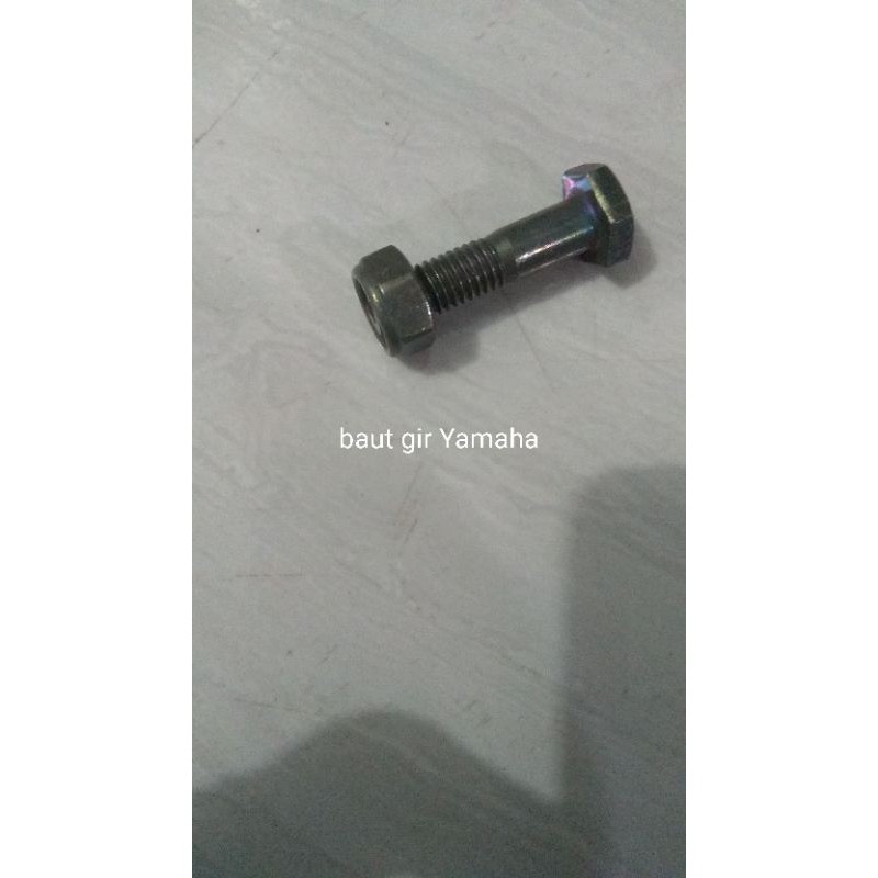 baut gir Yamaha