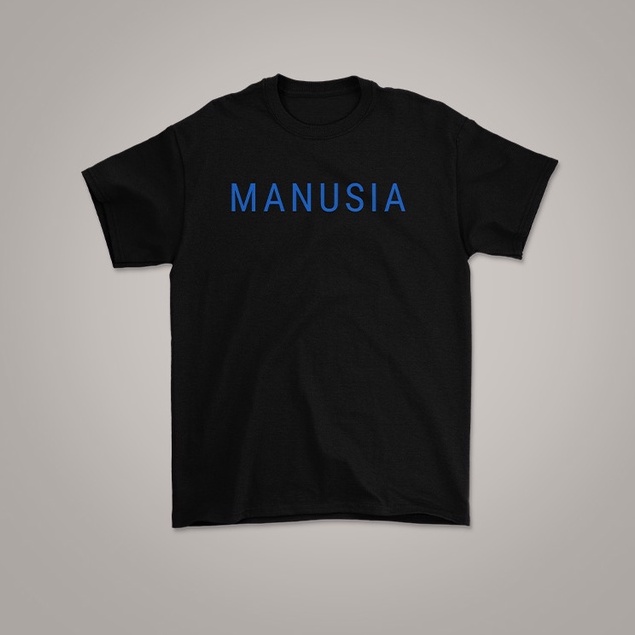 Kaus Manusia Lengan Pendek Warna Hitam