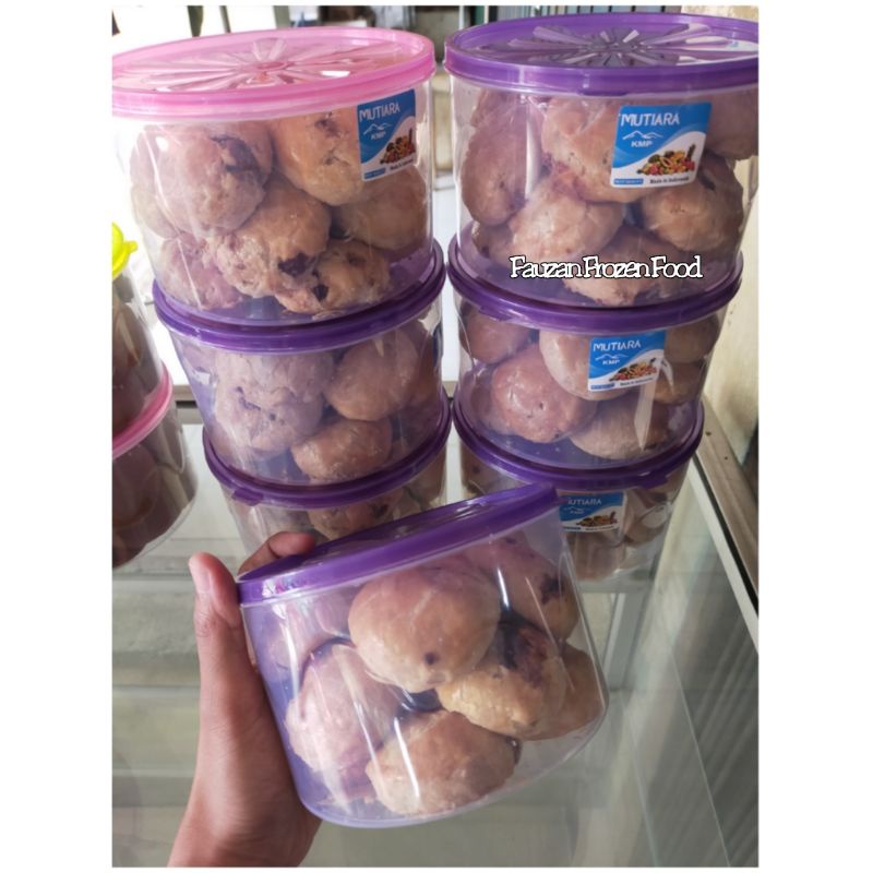 

Bakpia Kacang Hijau Toples