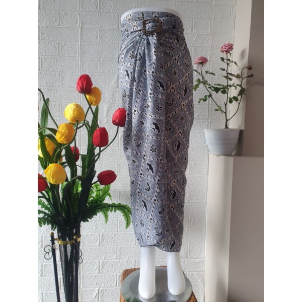 Rok Lilit Sidomukti Rok batik Netral