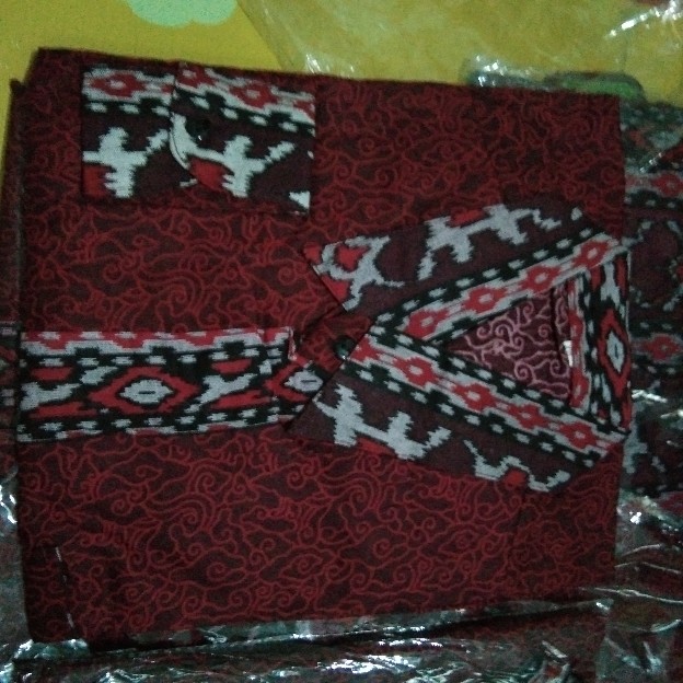 Batik Couple Keluarga Modern  Motif Mego Mendung Merah Maroon Busui Jumbo Termurah -batik Pekalongan