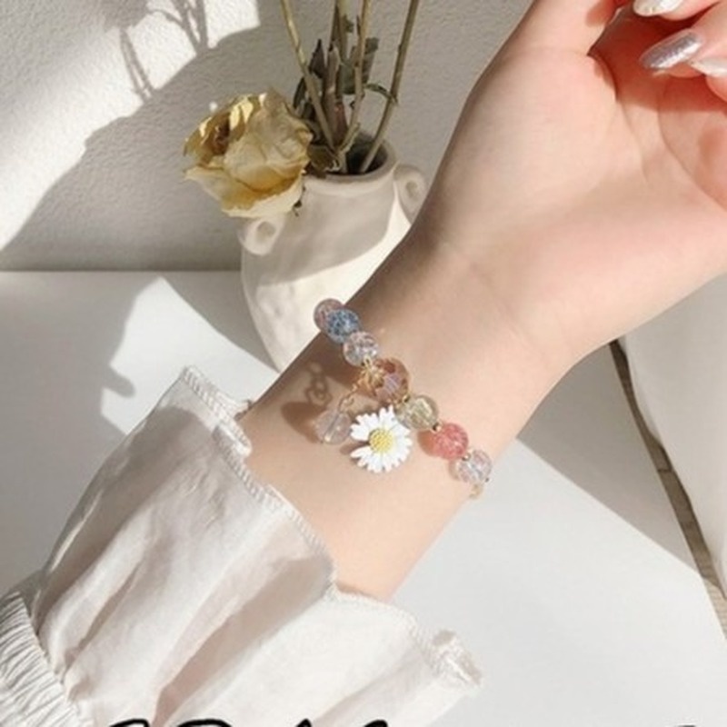 New crystal beaded fashion girl heart simple and sweet pop flower crystal small daisy bracelet