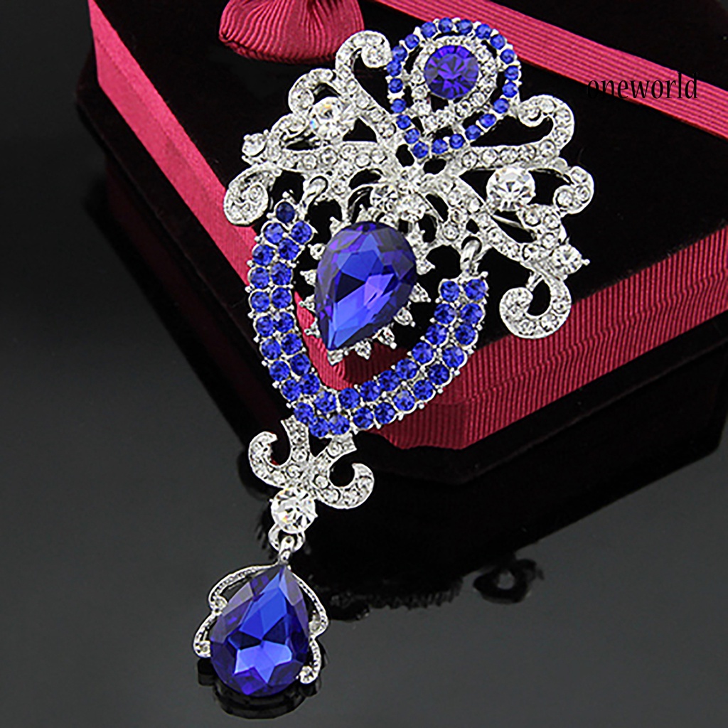 OW@ Brooch Exquisite Crown Design Luxury Fashion Diamante Brooch Pin for Holiday