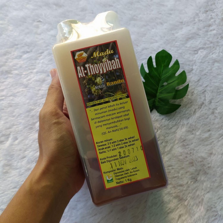 

Madu At-Thoyyibah Nektar Randu 1 Kg
