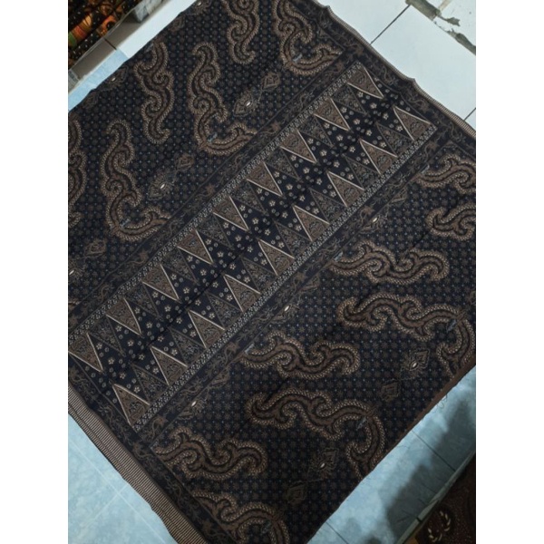 Sarung batik kwalitas bagus batik solo batik sragen batik Indonesia budaya Indonesia batik katun