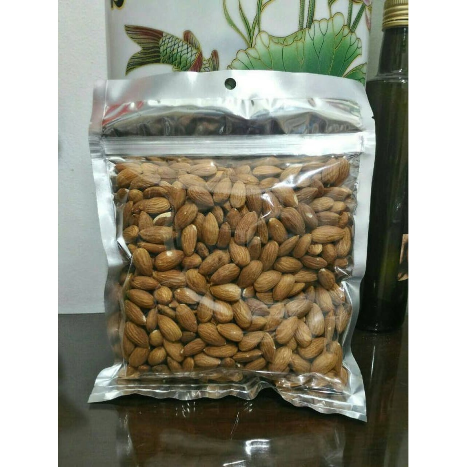 

Raw Almond Organic / Kacang Almond Kulit Utuh -1kg